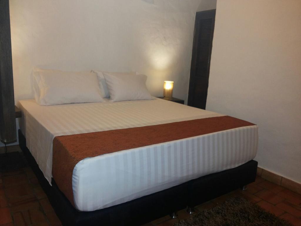 Hotel Casona Chara Barichara Zimmer foto